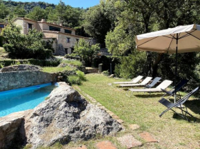 Mas Nou Casa rural con piscina y vistas espectaculares